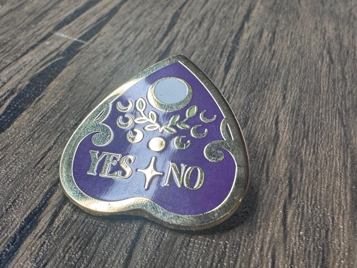 Ouija Planchette Enamel Pin: Gothic Witchy Divination - Purple & Gold