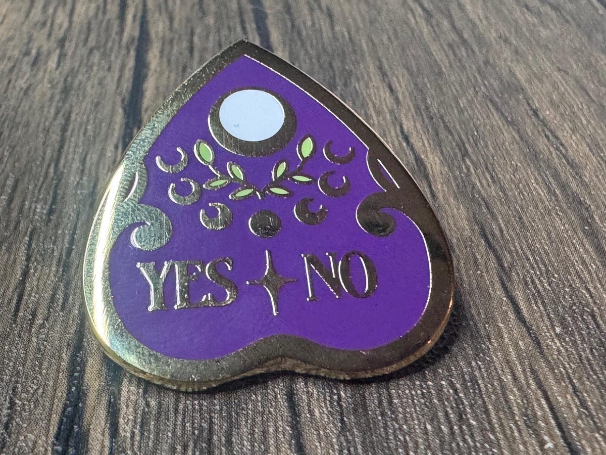 Ouija Planchette Enamel Pin: Gothic Witchy Divination - Purple & Gold